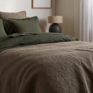 New Parachute Hand Stitched Cotton Quilt